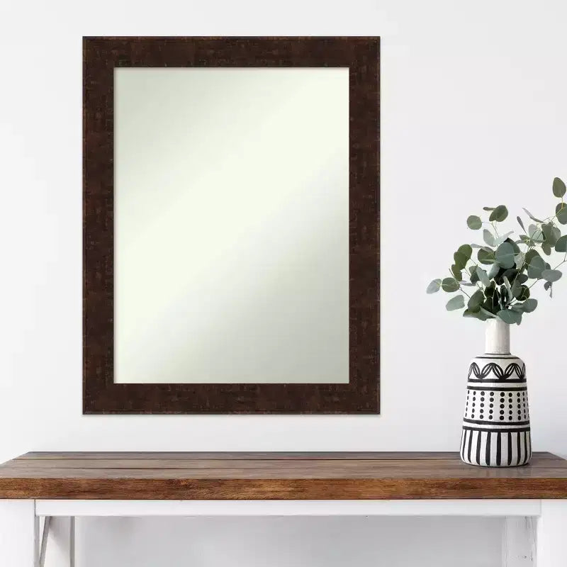 Miroir mural étroit sans biseau William en bronze marbré, 22 po x 28 po -